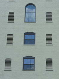 Henderson House exterior 3 windows